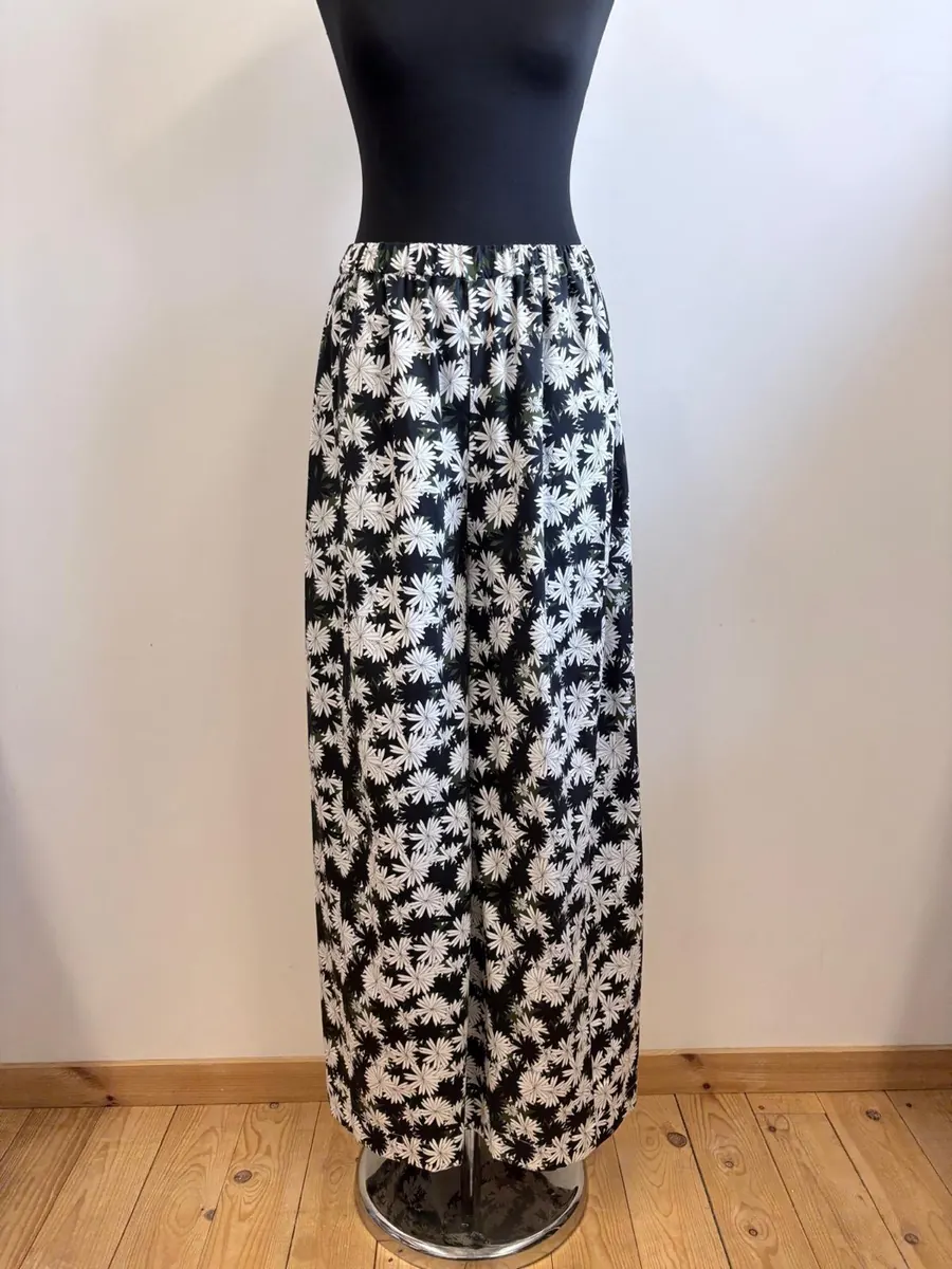 Relaxed Pocket Trousers