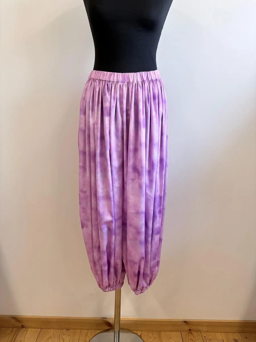Elasticated-Cuff Trousers