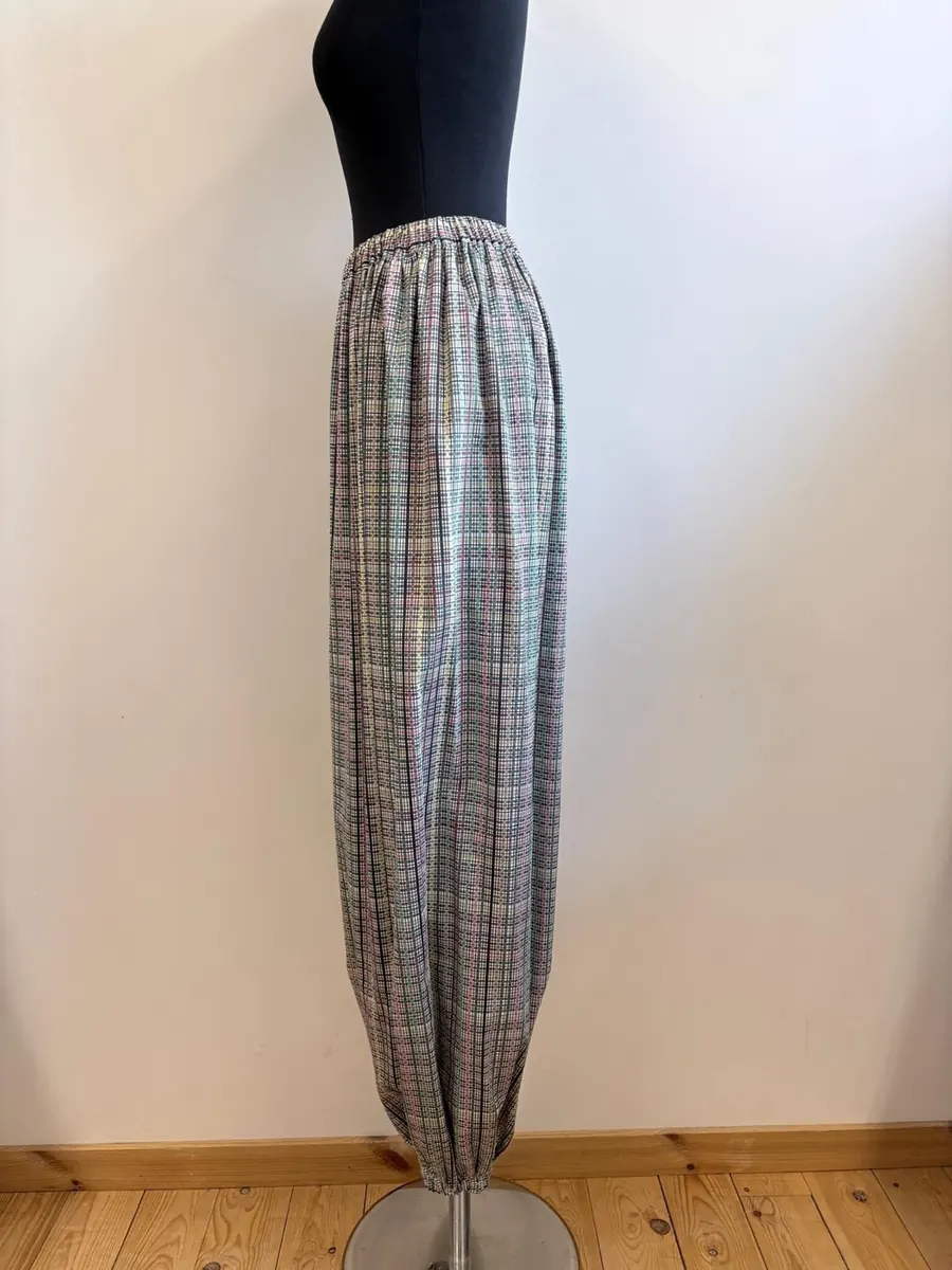 Cuffed Cotton Trousers detail 1