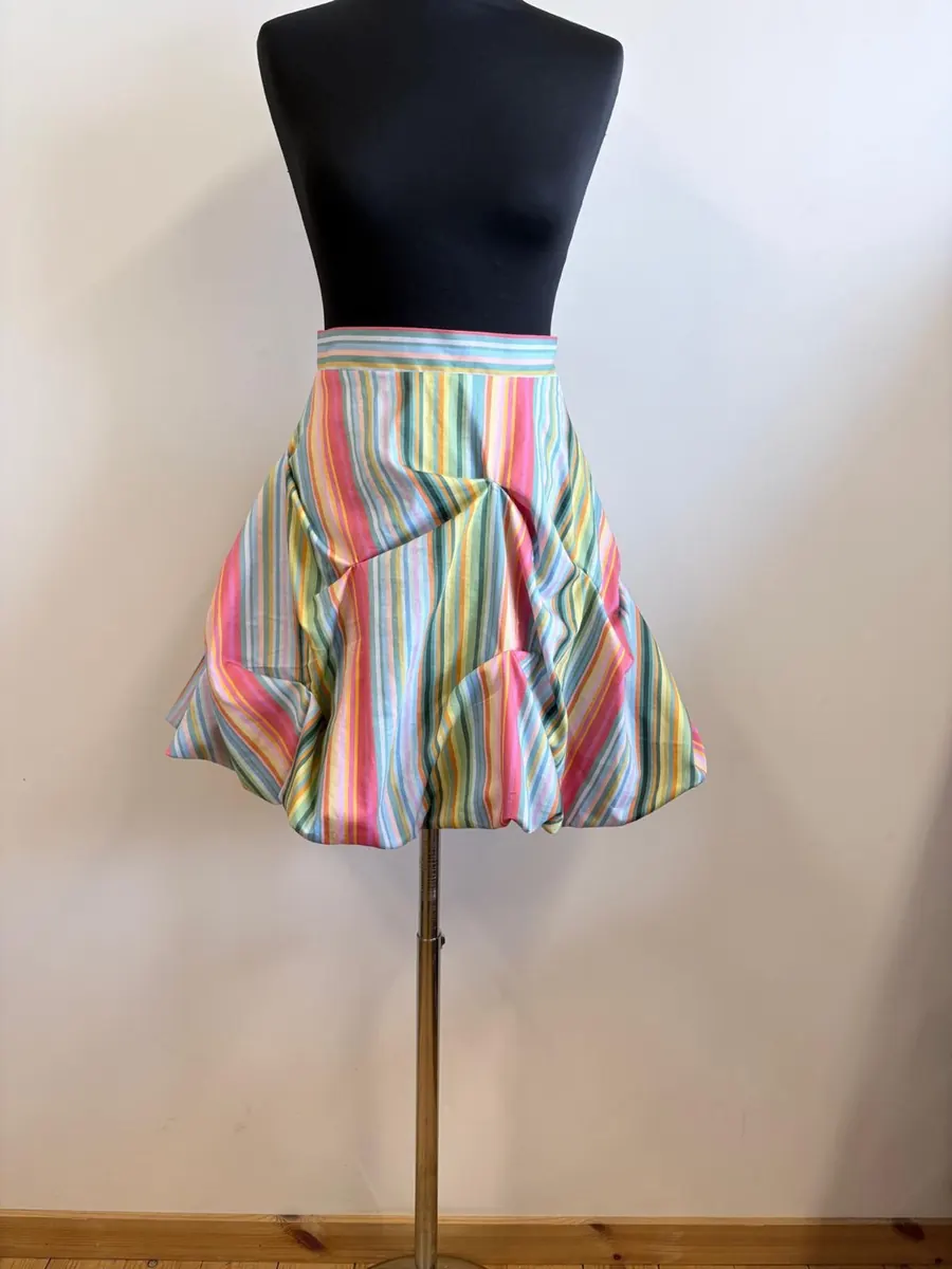 Irregular-Pleat Skirt detail 3