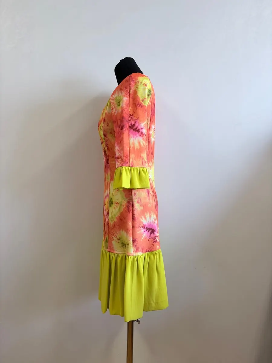 Silk-Frill Dress detail 1
